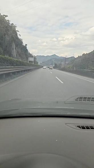 我说不定16才放假!#高速