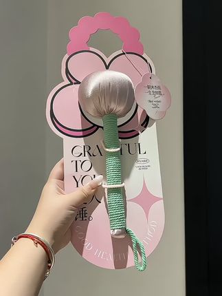 教师节送这个艾草锤赢麻了~ #颈椎按摩器 #送给老师的礼物 #教师节礼物 #养生好物 #按摩梳