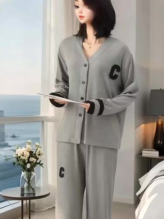 #春秋穿搭 #睡衣家居服 #高级感穿搭 #宅家睡衣秀
