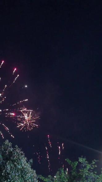 Pocket3慢动作烟花真的不一样!! 快拿起手里的pocket3打开慢动作试试!!#大疆Pocket3 #慢动作 #教学