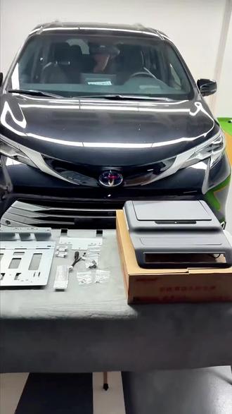 丰田赛那车载吸顶电视机#塞纳后排娱乐系统大屏电视