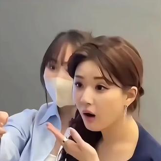 短剧才是顶流收割机,就连迪丽热巴都搬着小板凳蹲评论区打call催更,还说短剧只是普通人的快乐吗?#虐心#姐弟恋 #虐心短剧