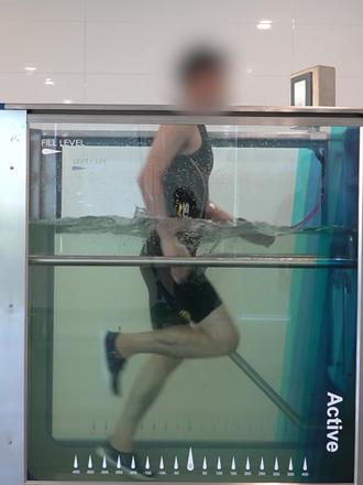 康复训练新选择:水中跑台 #肇庆正大国健康复医院 #水中跑台 #康复训练