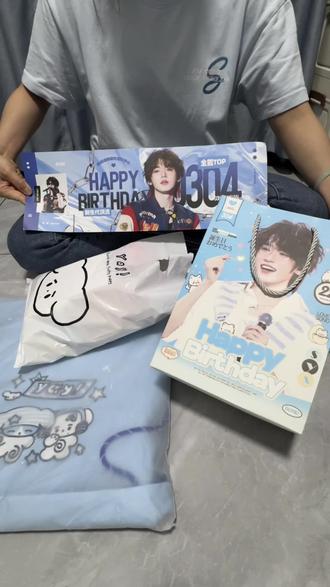 #宋亚轩 #宋亚轩生日快乐 #宋亚轩广州应援 #宋亚轩后援会 #宋亚轩生日快闪
提前祝我的宝宝@时代少年团-宋亚轩
22岁生日快乐🎂😽🎈
新的一岁更加顺利🩵希望能快点见面🫶🏻