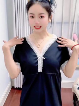 不挑年龄穿搭,好看的衣服都在这里……