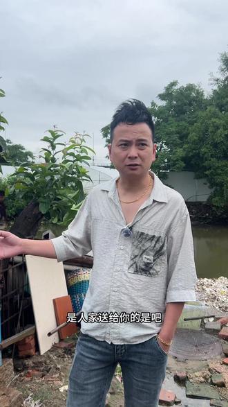 狗哥现场教学!教你如何抓狗
#杜宾 #狗 #宠物 #萌宠出道计划