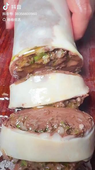 东北血肠 一口回到东北老家! #东北美食 #血肠 #家乡味道 #手工制作 #儿时回忆