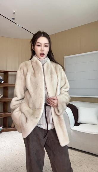 “柔光貂”丹麦哥本哈根紫标级短二级别米黄本色立领皮草 #热点 #皮草 #貂皮大衣 #高级感穿搭 #时尚