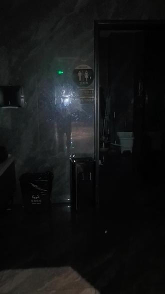 东阳本地管道疏通师傅,24小时在线接单!专治下水道堵塞、马桶反水、地漏疏通。30分钟极速上门,不开挖、不损坏,先疏通后收费,明码标价不乱喊。