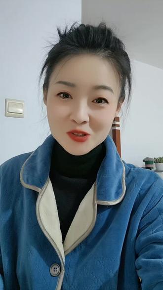 盼盼,安安要起飞。全友真皮床弹力特太好了吧
#与辉同行 #全友家居 #盼盼安安 #抖音推广 #董宇辉拥有暖评最多的评论区 @DOU+小助手