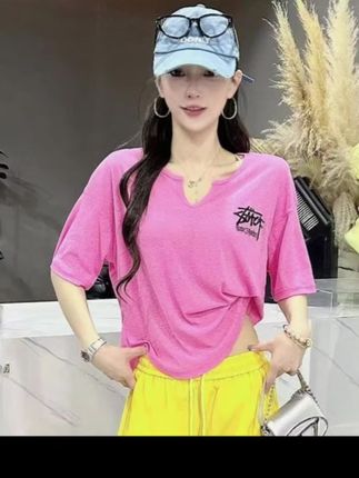 #创作灵感夏季时尚曳舞新款冰感休闲宽松广场舞吸汗透气舒适V领短袖健身服#宽松显瘦 #谁穿谁好看不分年龄段 #穿出自己的风格 #新款上新