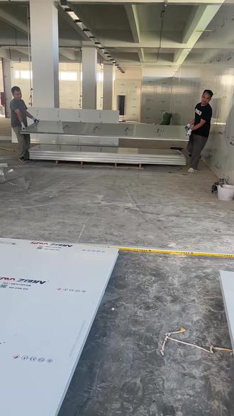 智能工厂装修 医院 食品厂 电子厂装修 净化车间 洁净室 无尘车间 工厂车间隔墙吊顶板 机制板 玻镁板 #净化板 #夹芯板 #夹芯板厂家 #工厂装修 #厂房翻新 机制板 玻镁板 手工板 隔墙板 吊顶板 净化车间隔墙板 无尘车间施工现场 防火板保温板 净化板源头工厂