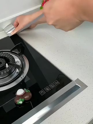 水槽总是发霉,贴上这个新一代玻纤铝箔胶带,干净卫生,比老款更耐用耐磨,家里有厨房经常做饭的都赶紧入手吧!#厨房好物 波纤铝箔胶带#