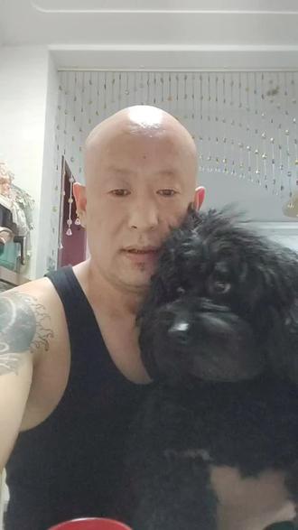 黑总不在状态,嘿嘿。