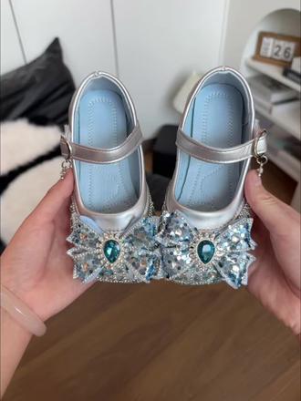 小女孩都喜欢的公主鞋,真的好漂亮啊,生日表演节目都可以穿,#公主鞋 #儿童公主鞋