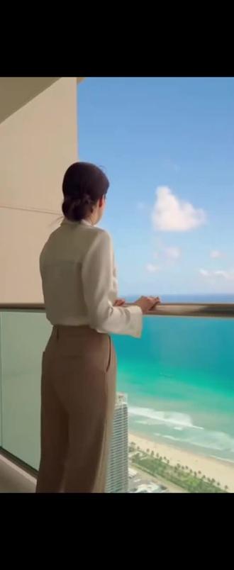 标题 被丈夫和情人从28楼推下,奇迹生还后恶人终伏法。 被丈夫和情人从28楼推下,奇迹生还后恶人终伏法。#情人