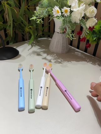 罗马柱凸面牙刷,比我想象的还好用,刷丝细腻密实,刷的贼干净,总觉得牙齿刷不干净的赶快来试试#牙刷 #凸面牙刷 #牙刷多久换一次 #超便宜超划算 #我可真会买