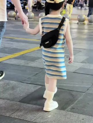 夏日清爽感拉满的蓝条套装~还可搭兄妹装,上身太好看了!#高品质童装#夏季穿搭 #生女儿就要这样穿 #夏天该有的样子 #萌娃穿搭