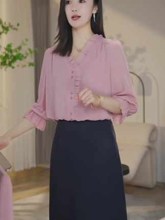 【小北甄选】8462416薄款半身裙,显瘦气质,时尚大方,设计感十足!穿上它,展现自信与魅力,让您成为焦点!#时尚穿搭 #显瘦神器 #气质提升