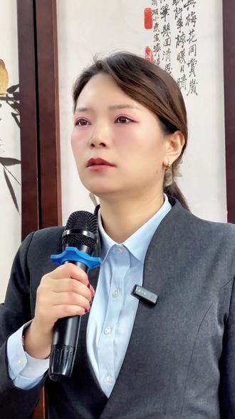 岁月里藏着烟火里的暖,思念化作星光常相伴! 往事如温茶润心畔,惦念似清风绕流年!#情感 #告别 #殡葬 #内容过于真实 #忆平生殡仪服务