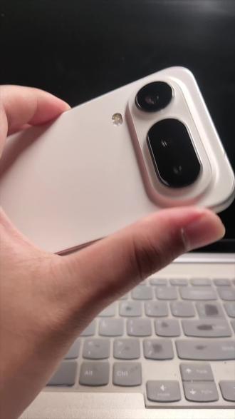 #荣耀Magic8ProAir MagicOS 127版本新增动态视频锁屏,最长可以支持10秒的动态效果,还是十分炫酷的,大家快去试试吧@MagicOS #MagicOS月月新 #荣耀手机 #手机推荐 #桌面壁纸