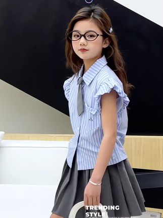 女童夏季短袖短裙套装洋气学院风小女孩条纹休闲韩版jk风两件套#学院风 #夏季穿搭 #今天穿什么 #谁穿谁好看