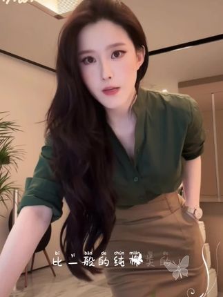 复古气质卡其色半身裙2025夏季新款半裙高级感舒适时尚中长裙#优雅气质 #穿出高级感 #时尚气质穿搭 #半身裙#气质穿搭@DOU+小助手