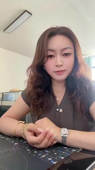 26年江苏物理卷七成易题,普通孩子稳拿基础分,实验题和大题难但大家都难,别焦虑,专注后续科目。