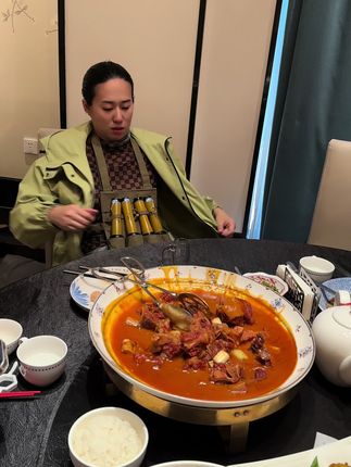 这酒气派不