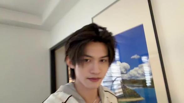 找身份证~看似抱怨,实则暗爽~
#云旗 #郝熠然 #云熠星河 #云熠小世界 #云熠99