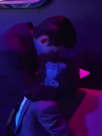 吃醋嘞,布布愣了一下