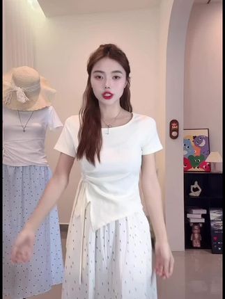 绑带正肩棉短袖t恤女2025不规则设计高级感百搭显瘦短款上衣潮#绑带正肩T恤#短袖T恤#不规则上衣#百搭