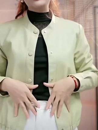 秋季新款休闲皮衣外套#秋天夹克穿搭技巧 #皮衣外套#森系少女感穿搭 #秋季微胖穿搭测评 #被秋日氛围感穿搭拿捏了 #初秋一周不重样穿搭