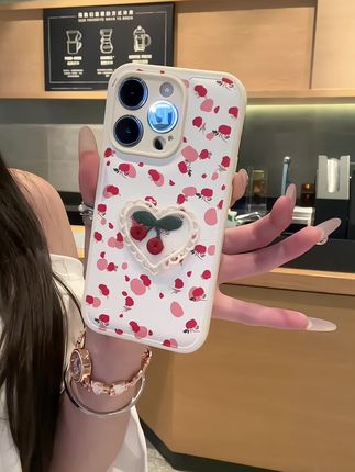 好小清新的可爱碎花樱桃🍒手机壳~早秋换手机壳的第一次心动!#爱了爱了 #这也太好看了 #这个手机壳真的长在我心巴上了 #手机壳 #仙女必备