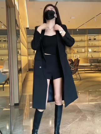 #高级感穿搭 #黑色高级感穿搭 #西装外套 #女装时尚穿搭 #小个子显高显瘦穿搭