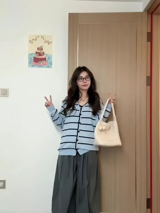 国庆出游穿搭提前备好,7天不重样,行李箱都装不下你的美#早秋穿搭 #时尚穿搭 #高级感穿搭 #穿搭技巧 #韩系穿搭