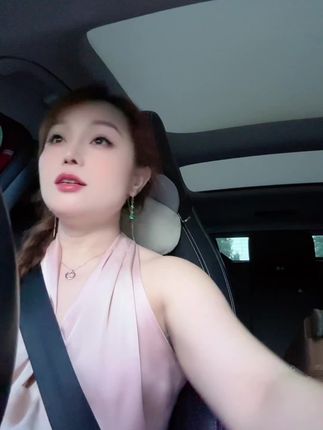 我漏个嘎吱窝毛就成不要脸啦🤪🤪😂😂😂