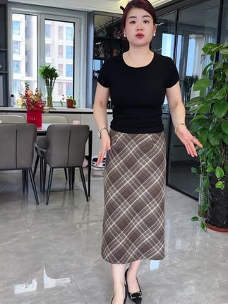 秋冬毛呢格子半身裙中长款高腰显瘦开叉一步裙直筒百搭a字包臀裙#包臀裙 #半身裙 #毛呢半身裙 #格子半身裙 #a字裙