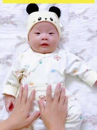 #新生儿 终于找到一款穿脱不会勒的#分体套装,上衣裤子一套设计太棒了,魔术贴设计,方便更换纸尿裤,适合男女小宝宝#母婴好物#新手妈妈 #萌娃穿搭@抖in宝贝计划