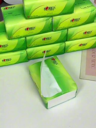 还在为选择抽纸而纠结?看看这款价格实惠,又是大品牌值得信赖# 家用纸巾大包 # 生活用品 # 抽纸巾