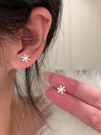 合金耳饰 雪花螺丝耳钉睡觉免摘耳环高级感耳饰女养耳#时尚饰品 #耳饰 #精美耳饰 #耳饰分享 #耳钉