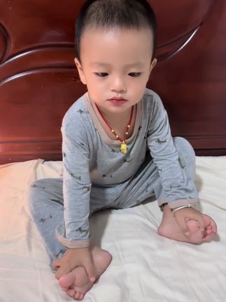 #人类幼崽的日常 #萌娃系列 #抖音热搜 #萌宝来袭 #呆萌可爱