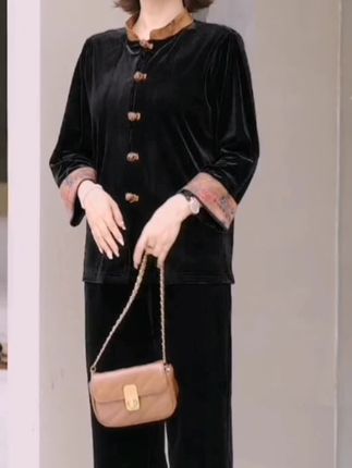 妈妈装秋装金丝绒套装女装中国风50岁60高档中老年人洋气衣服外套#视频同款 #每日分享 #喜欢就关注我吧