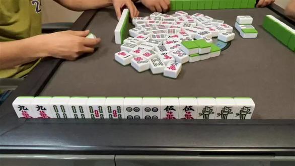 我能干啥正事啊 我搁外面赌呢