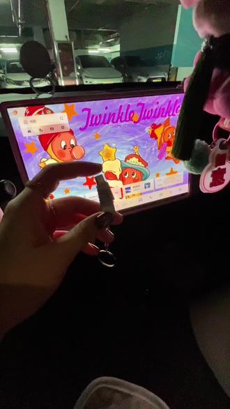 圣诞快到了,圣诞主题的壁纸可以换起来啦!#领克Z20 #领克 #车机壁纸 #新能源