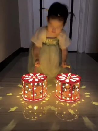 中秋节儿童投影灯 笼#手 工diy #走马灯#投影灯笼#儿童灯笼 #中秋节手工灯笼