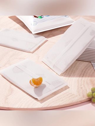 #郝邵文  推荐       桃太郎宝宝一次性餐垫便携宝宝辅食专用免洗桌垫防水防油    #餐垫 #一次性餐垫 #宝宝餐垫 #辅食餐垫