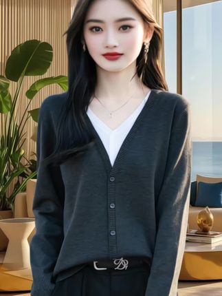 #谁穿谁好看 #品质女装 #遮肉显瘦遮肉减龄   #时尚减龄穿搭 #不挑年龄不挑身材 @DOU+上热门 @DOU+小助手