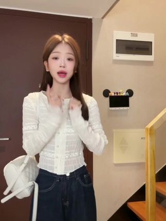 韩系千金风蕾丝珠片长袖开衫女春秋新款小众镂 空薄款气质衬衫上衣#百搭时尚洋气减龄#又美又飒 #爆款热卖中