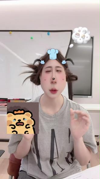 原来电子宠物还会生病呢,我的元仔宝宝好可怜 #元仔#双人养宠